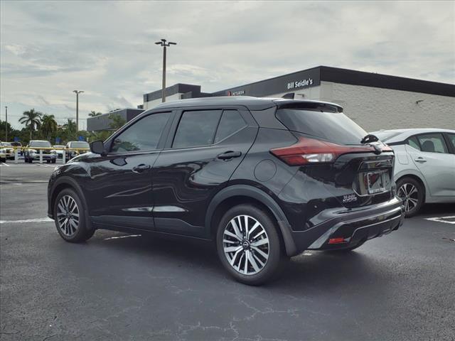 2022 nissan kicks sv