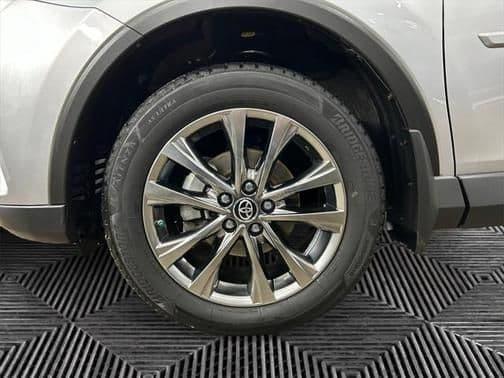 2018 toyota rav4 in carlisle, minnesota