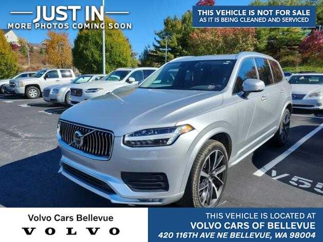 2022 volvo xc90 t6 awd momentum 6 seater