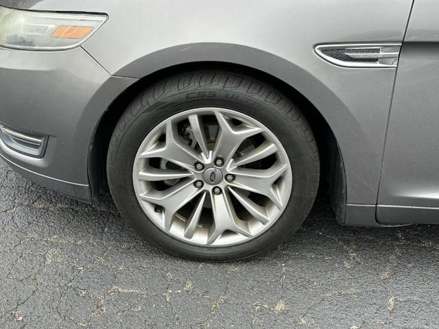 2013 ford taurus limited