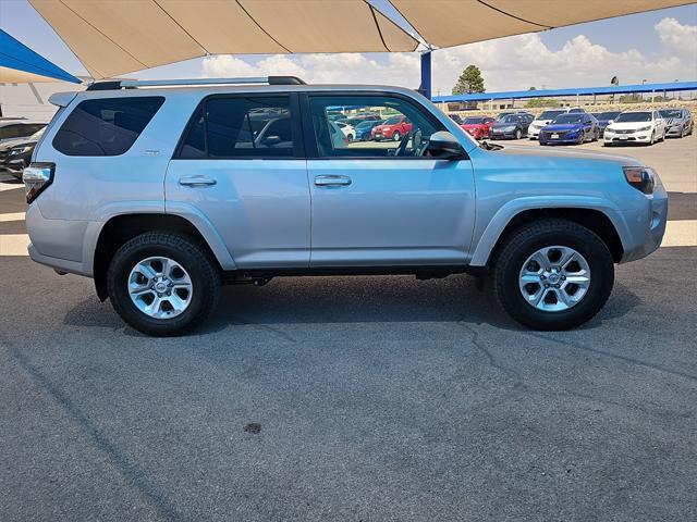 2022 toyota 4runner sr5