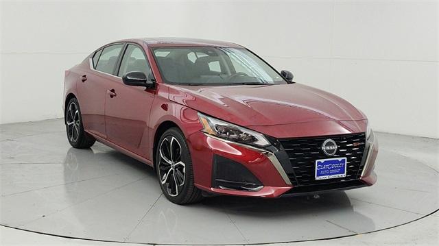 2023 nissan altima 2.5 sr