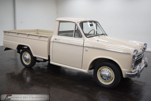 1963 datsun 320 pickup #00811b