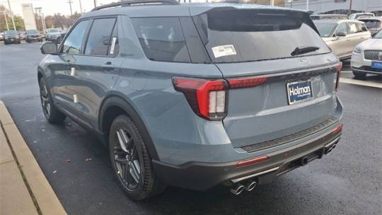 2025 Ford Explorer