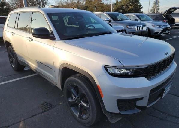 2023 jeep grand cherokee l altitude