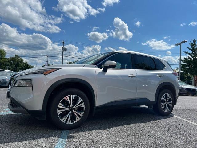 2021 nissan rogue sv