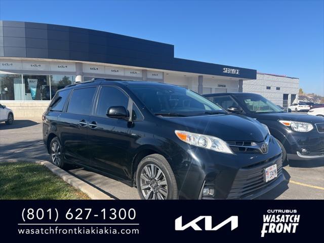 2018 toyota sienna xle