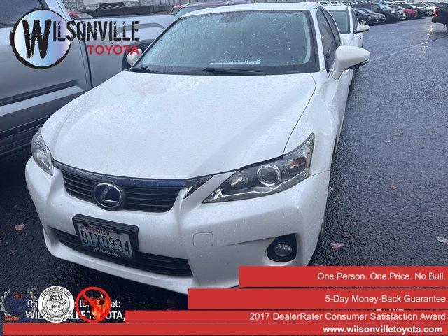2013 lexus ct 200h base