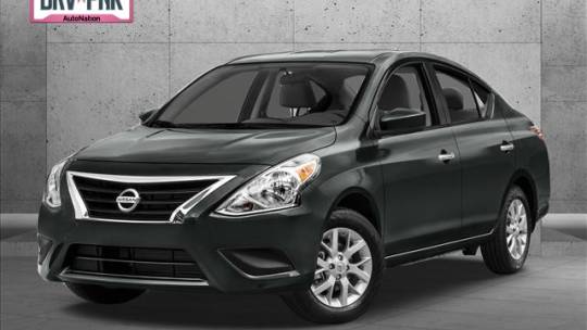 2017 nissan versa