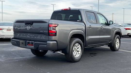 2024 Nissan sv