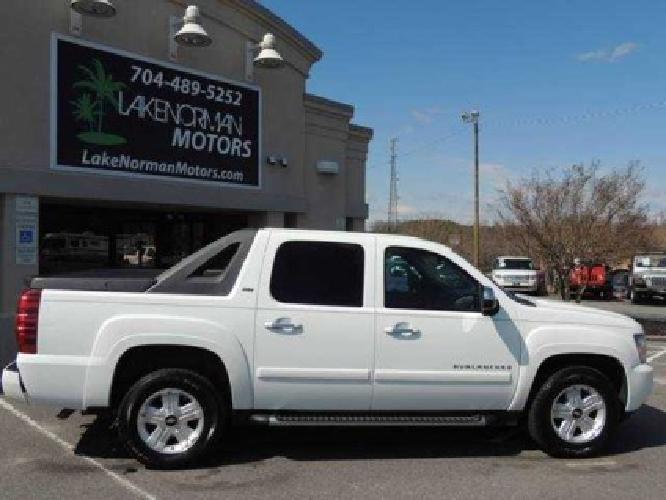2007 chevrolet avalanche **z-71**4x4**htd. lthr.**roof**back-up sensors* in denver, nc