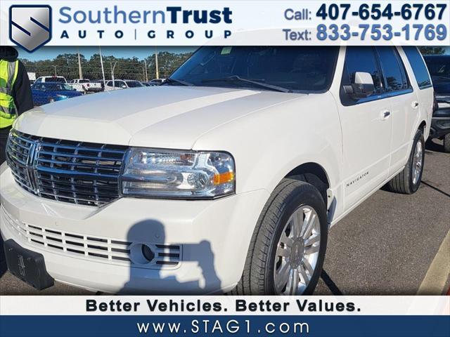 2013 lincoln navigator base