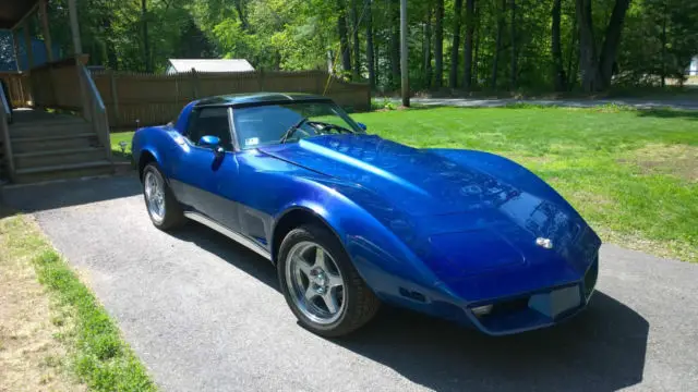 1978 chevrolet corvette base coupe 2-door 5.7l 25th anniversary edition