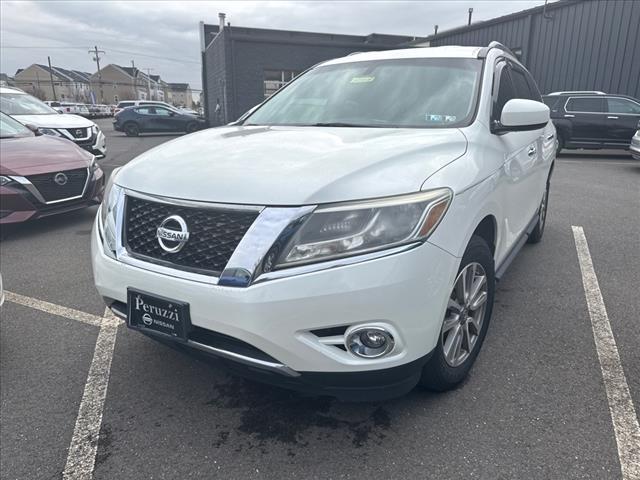 2015 nissan pathfinder sv