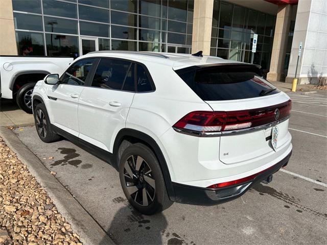 2024 volkswagen atlas cross sport 2.0t se w/technology