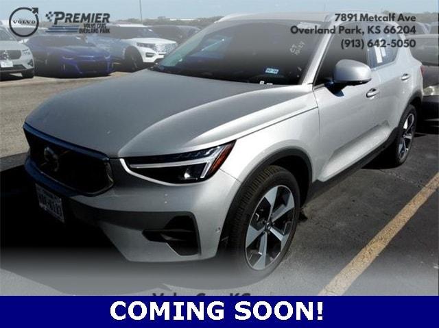 2024 volvo xc40 b5 plus bright theme