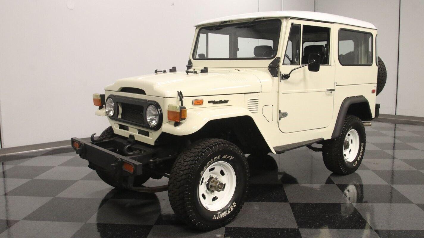 1974 toyota land cruiser fj40 11884 miles