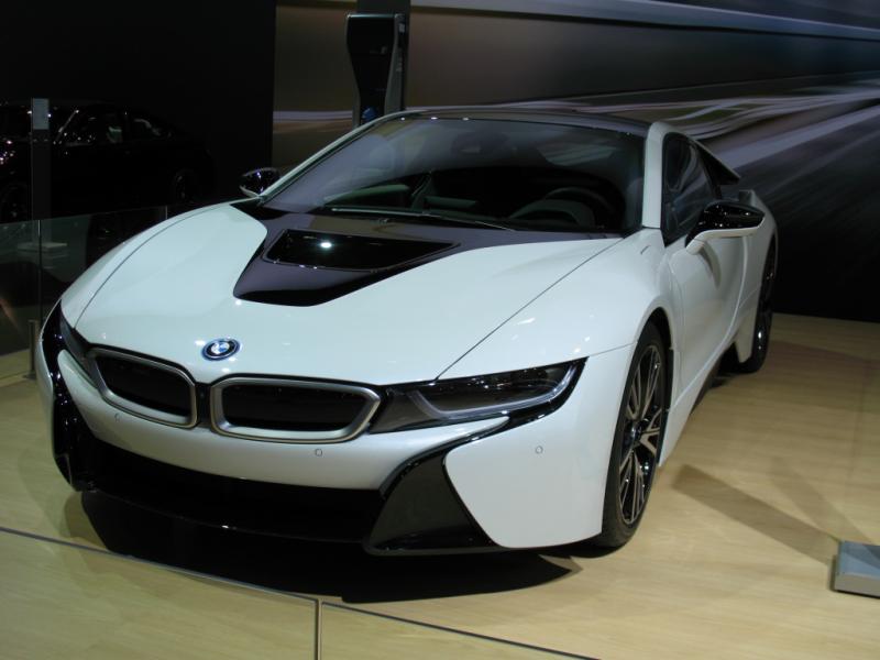 2016 BMW i8