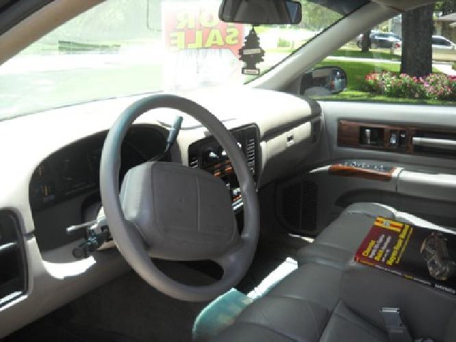 obo 1995 chevy caprice classic ** new inside pics ! ** in palm harbor, fl
