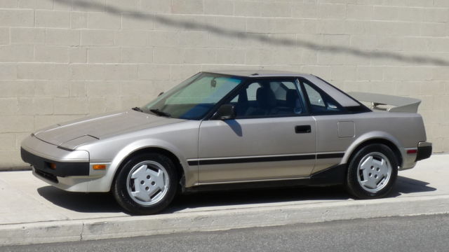 1985 toyota mr2. 5-speed. 103,906 miles. runs excellent!