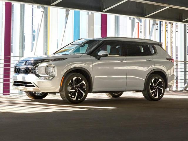 2022 mitsubishi outlander se