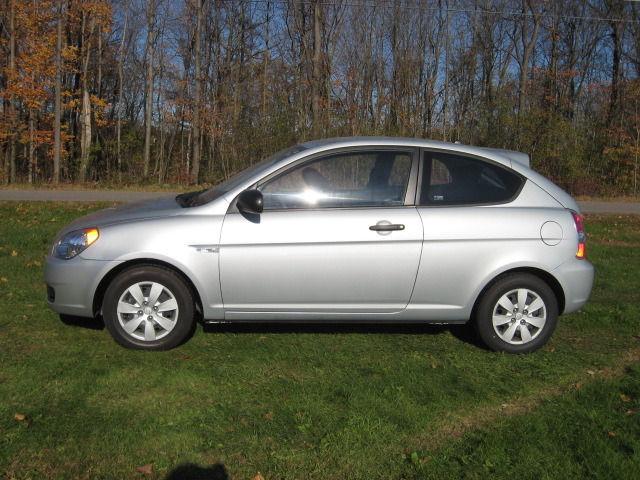 2010 hyundai accent gs for sale in swanton, vermont
