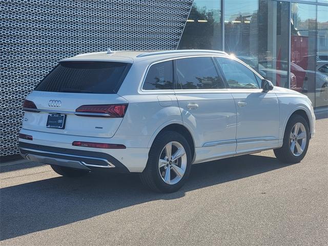 2021 audi q7 45 premium