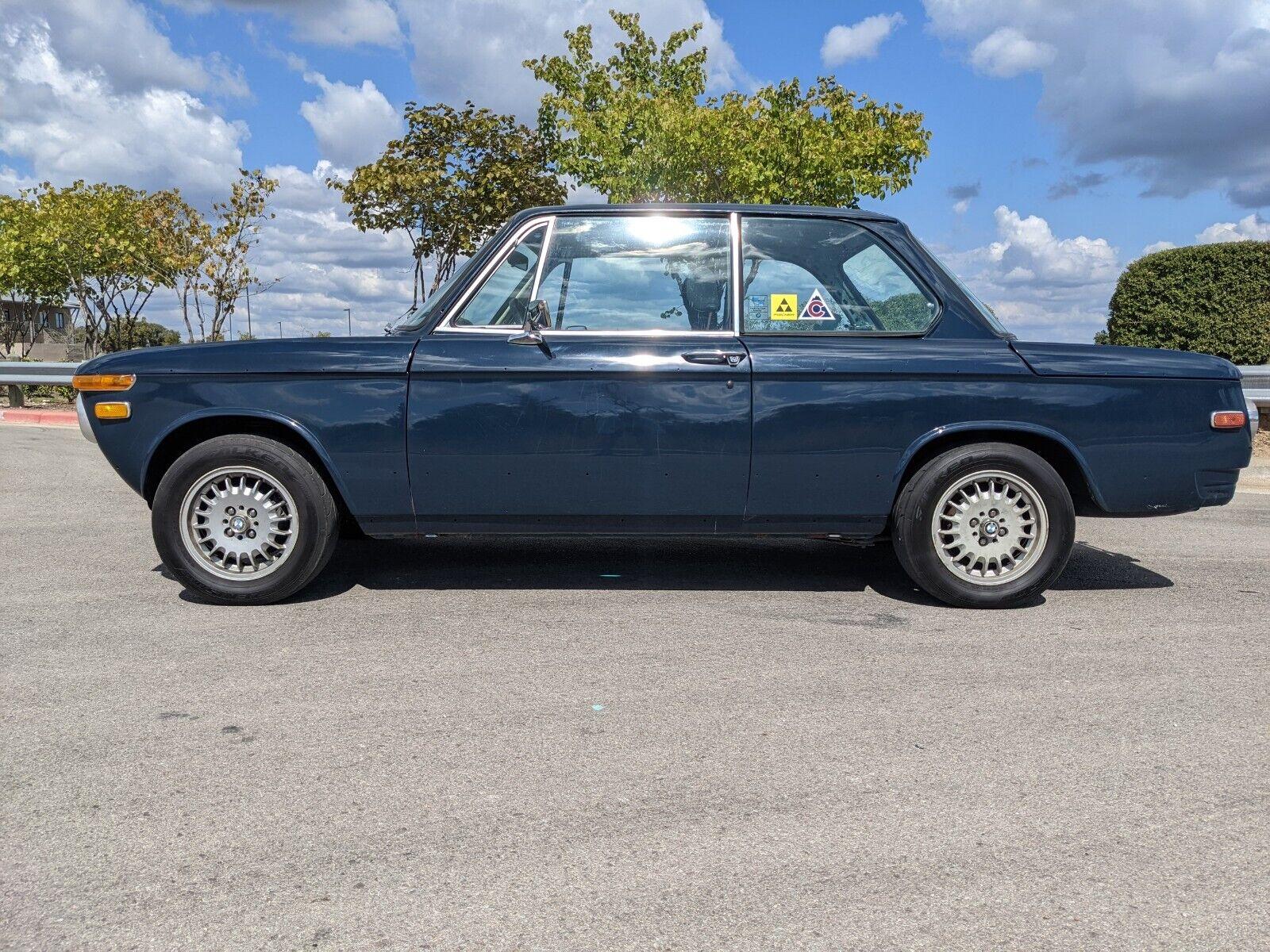 1973 bmw 2002 m10 engine with upgraded headers and dual exhaust