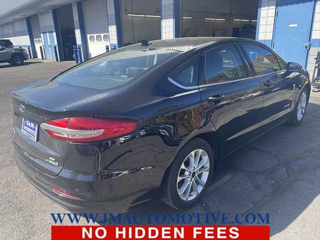2019 ford fusion hybrid se