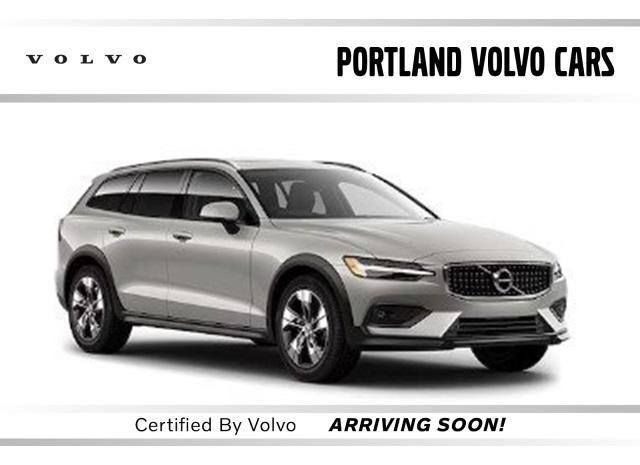 2022 volvo v60 cross country t5