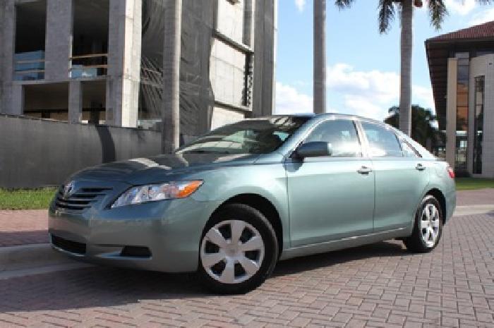 2008 toyota camry le only 21k miles,mind-condition in los angeles, ca