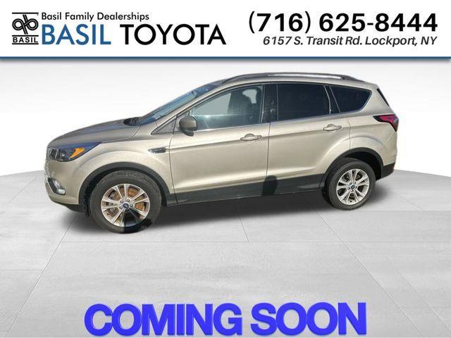 2018 ford escape se