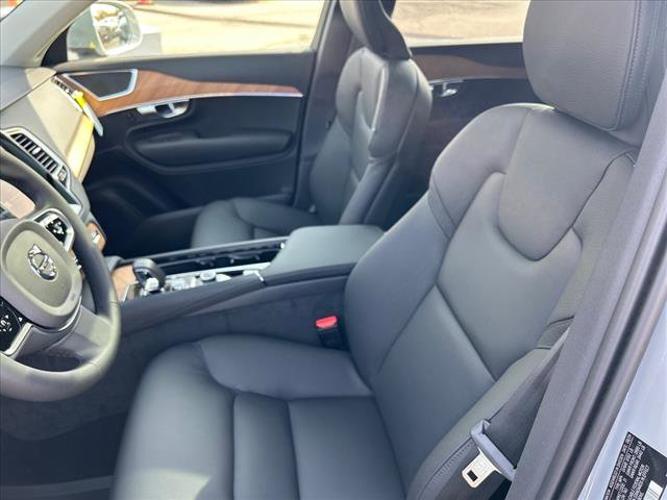new 2025 volvo xc90 plus