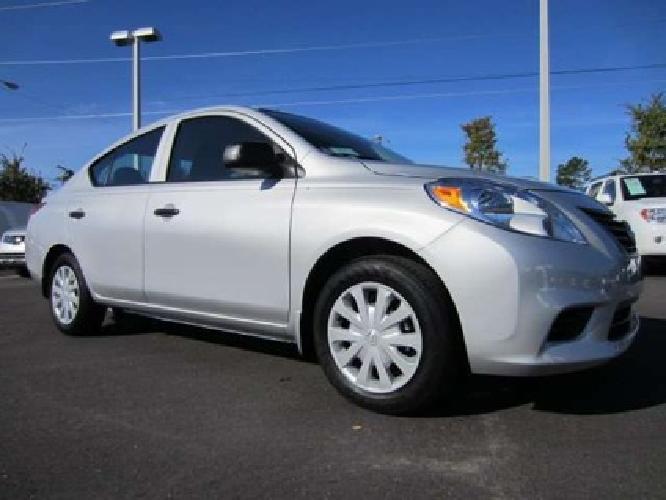2014 nissan versa s plus in gainesville, fl