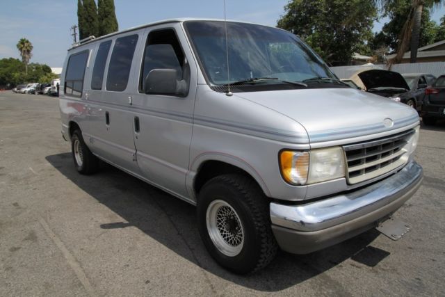 1992 ford e-150 automatic 8 cylinder no reserve