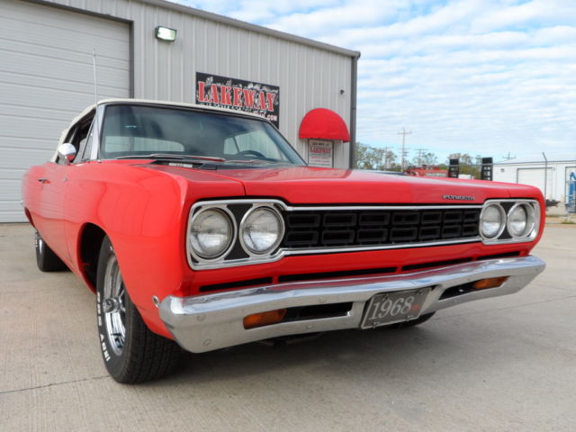show quality paint, big block 440 magnum, power steering, power disc brakes