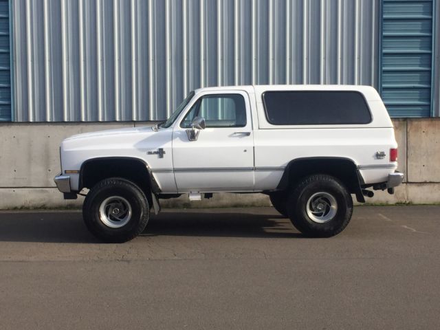 1988 chev silverado k-5 blazer lifted 4x4 2nd owner