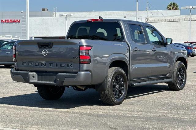 2023 nissan frontier sv