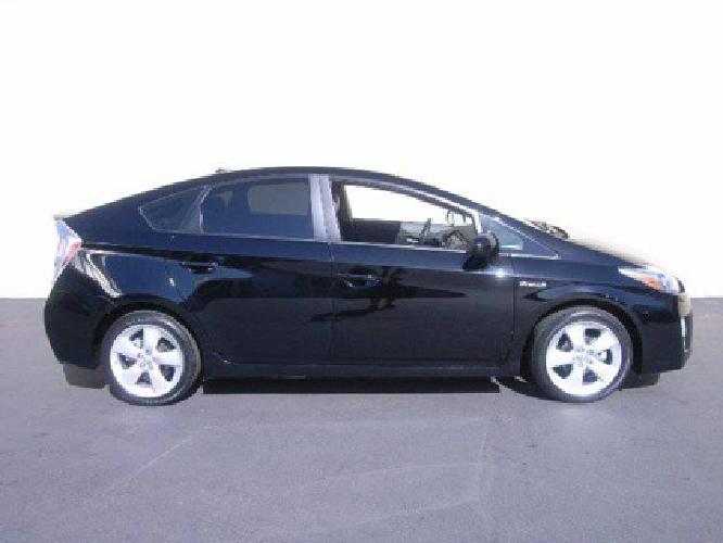 2010 toyota prius five w/ nav..certified in san rafael, ca