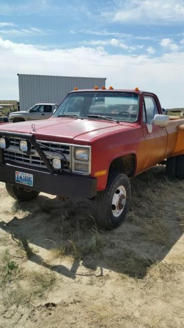 1981 chevrolet k30 silverado 3500 dually cummins 5.9 diesel 5 speed manual