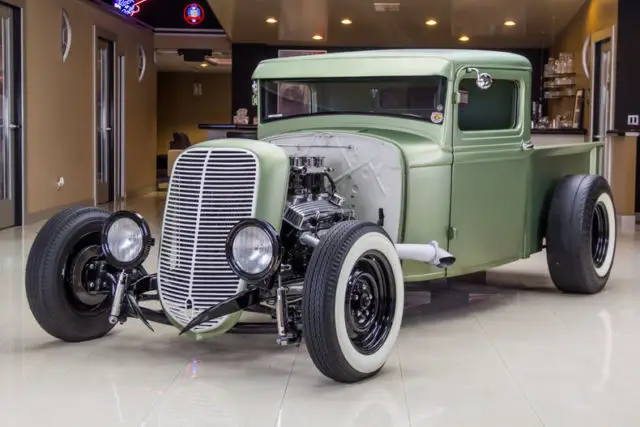 professional build! 350ci v8, rat rod, th350 auto, bomber seats, all steel
