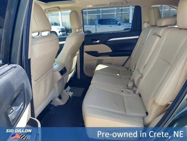 2018 toyota highlander xle in blue river lodge, nebraska