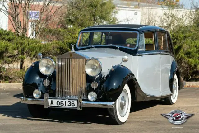 1947 rolls royce silver wraith by hooper coachbuilders
