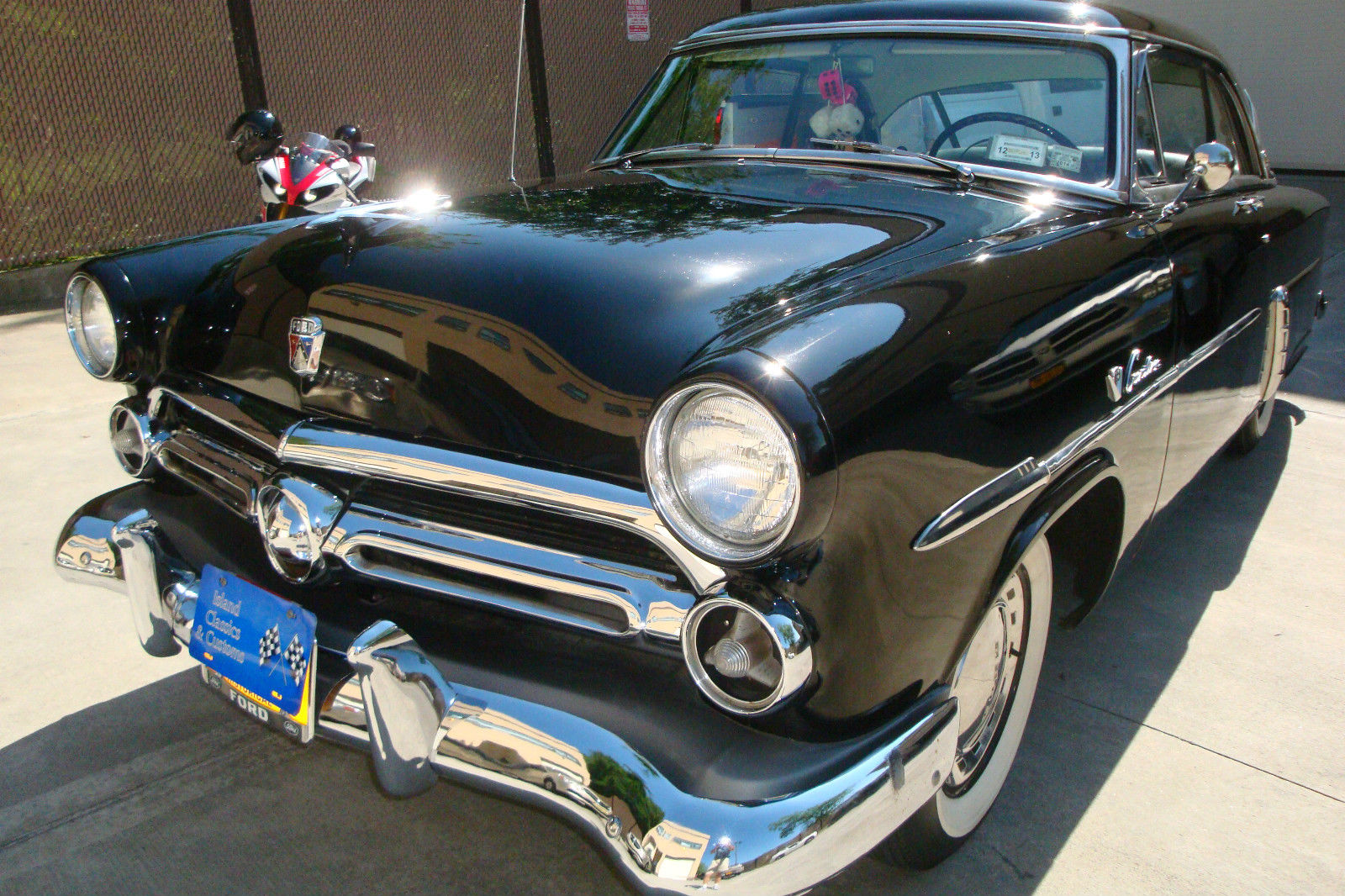 1952 ford crestline victoria