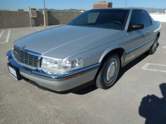 1992 cadillac eldordo only 76k miles runs/looks great no reserve!