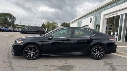 2024 Toyota Camry s