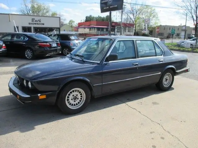 rare everything works free shipping good miles cheap cold ac sunroof 528