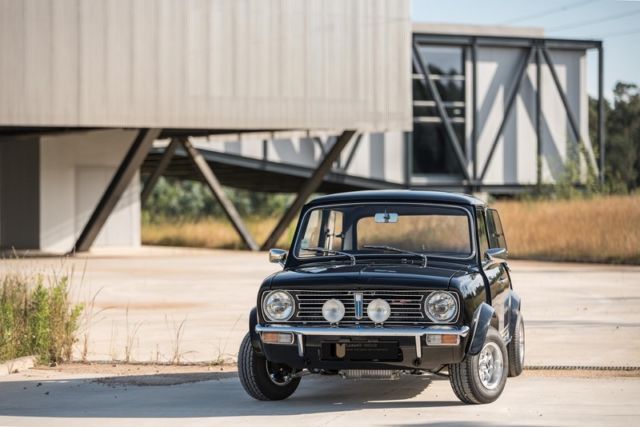 1972 mini 1275 gt – fully restored to mint condition!