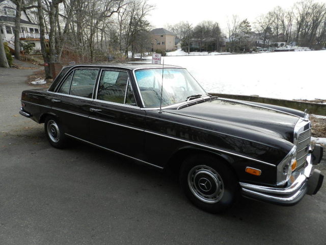 1972 280 se 4.5 mercedes-benz sedan showroom original miles