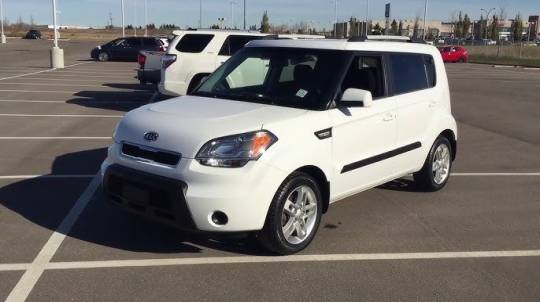2011 kia soul +